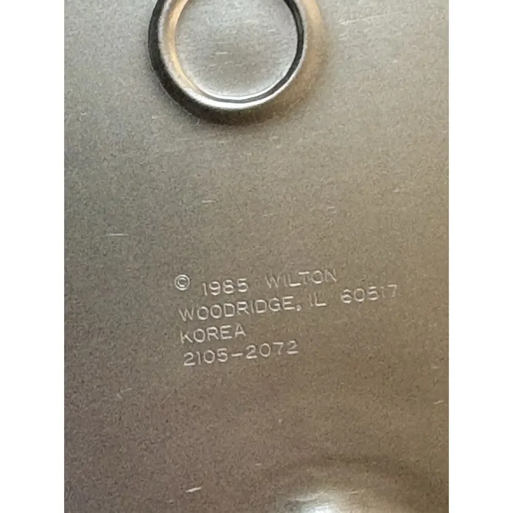 Wilton Gingerbread Man Aluminum Cake Pan Silver 1985 Vintage 2105-2072
